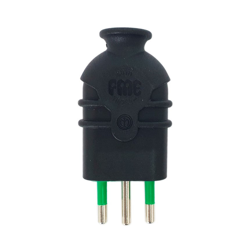 FANTON® ENCHUFE MACHO 2P+T 10A 250VAC NEGRO
